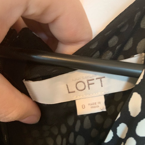 Formal dress - Picture 3 of 3